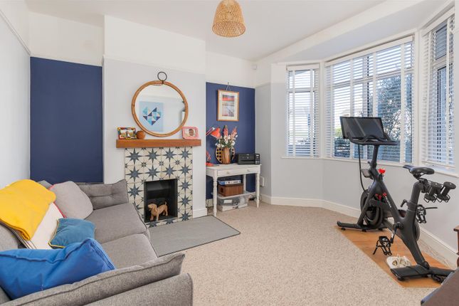 260, Park Road, Cowes photo 4