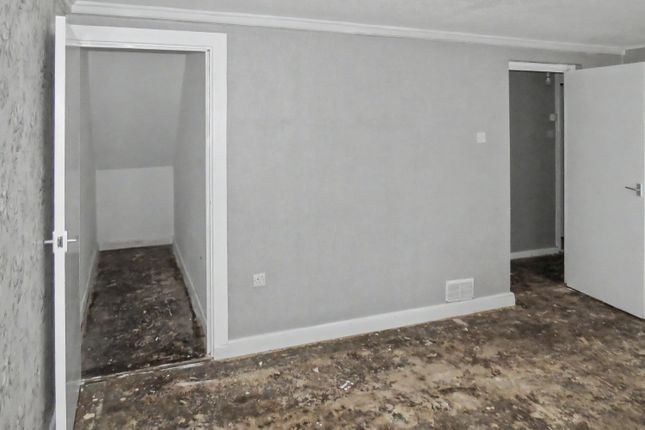 57 Tag Croft, Ingol photo 3