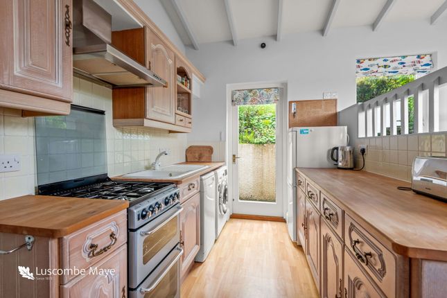 3,Fishermans Cottage, Pillory Hill, Noss Mayo photo 4