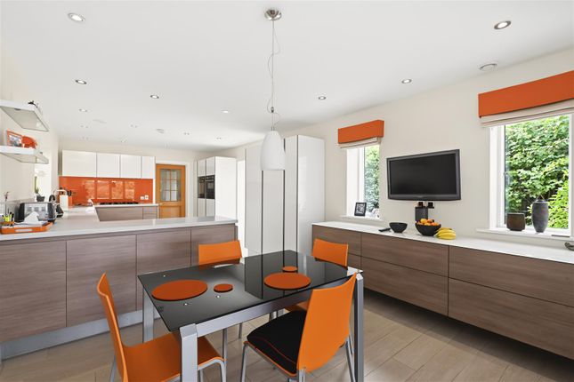 1B, Oakwood Drive, Harpenden photo 2