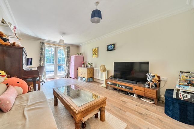 5 Ampfield Court, Baddesley Road, Chandler's Ford photo 3