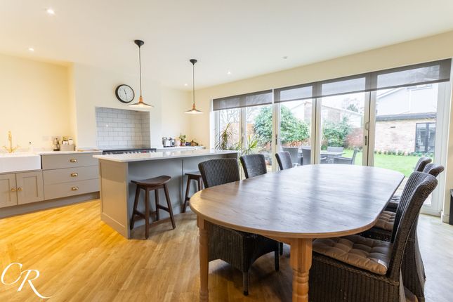 10 Libertus Road, Cheltenham photo 3