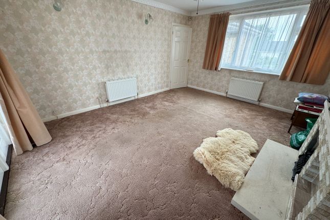 2, Layard Drive, Wimborne photo 4