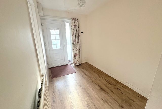 36, Roman Way Devon, Honiton photo 3