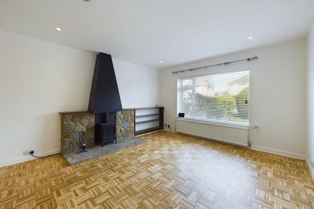 65 Westwood Drive, Amersham photo 4