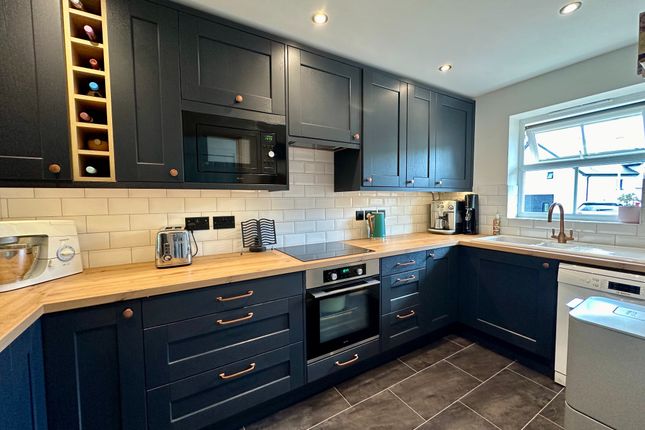 43 Jackson Meadow, Lympstone photo 2
