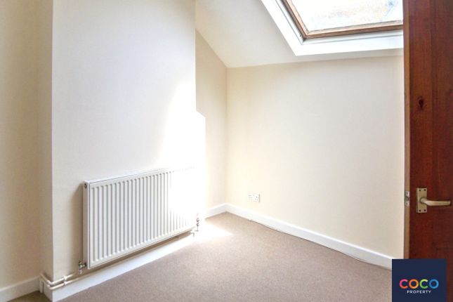 12 High Street, Fortuneswell, Dorset photo 4