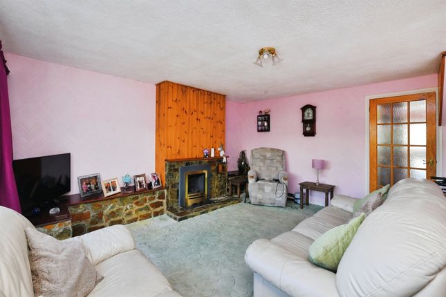 3-bed terraced on Stroma Close, Plymouth, £175,000