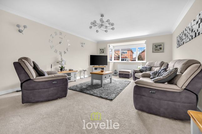 31 Garrick Lane, Grimsby photo 2