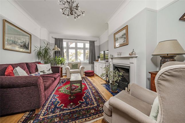 45, Cambridge Crescent, Teddington photo 2