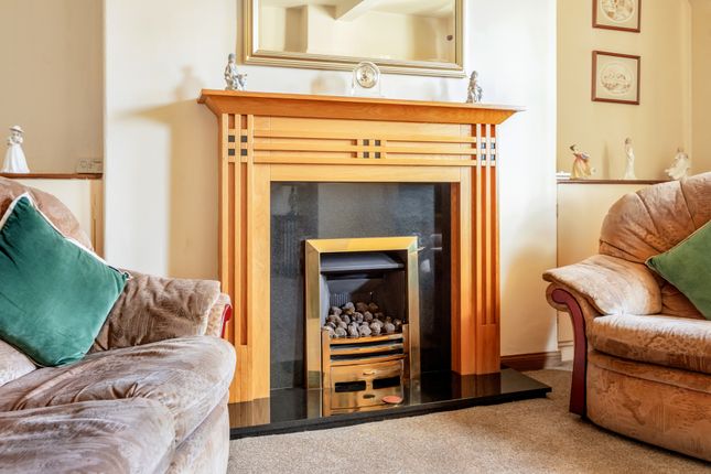 14, Chesser Avenue, Chesser, Edinburgh photo 4