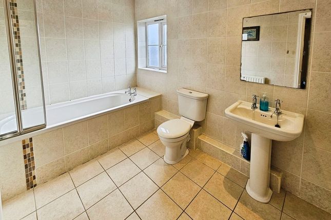 16 Riverwalk Apartments, Half Moon Street, Choppington photo 5