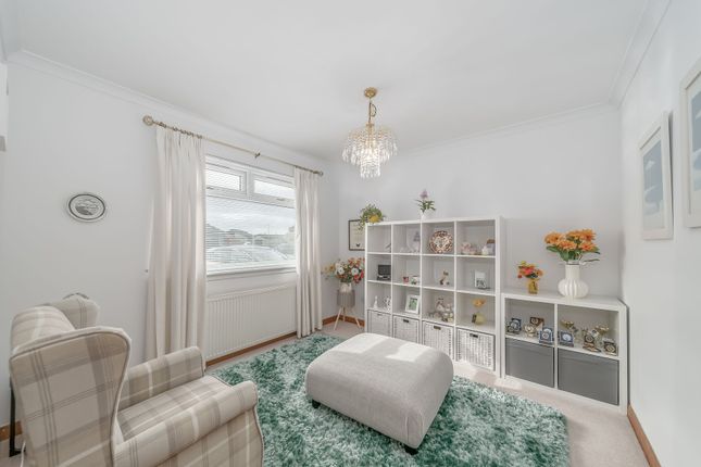 45 Craigmill Gardens, Carnoustie photo 4