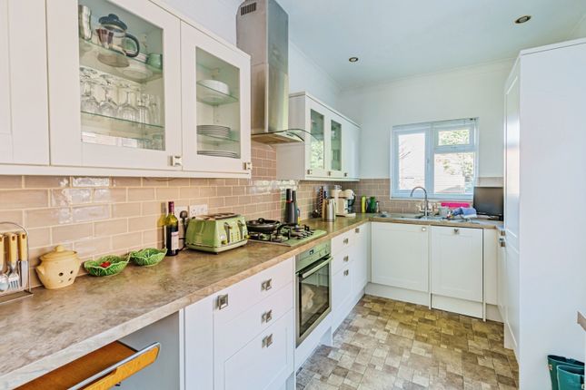 45, Charman Road, Surrey photo 4