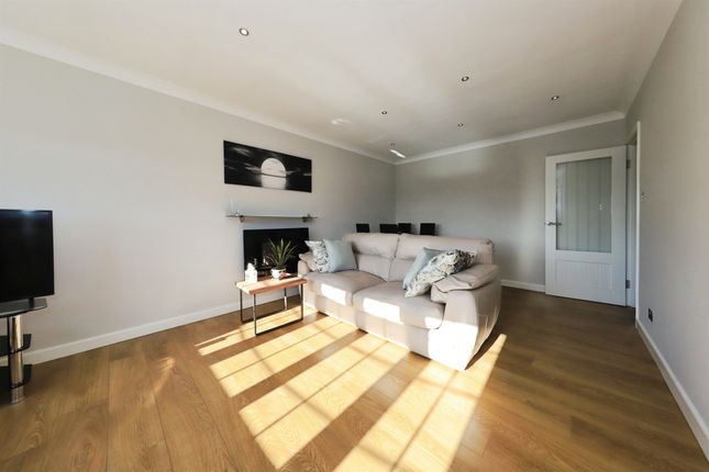 91, Holmcroft Road, Kidderminster photo 3