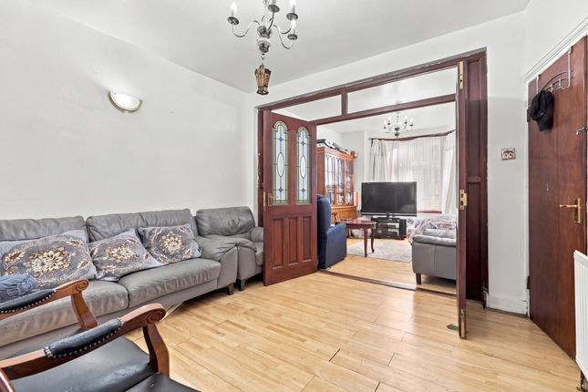 73 Bristol Road, London photo 4