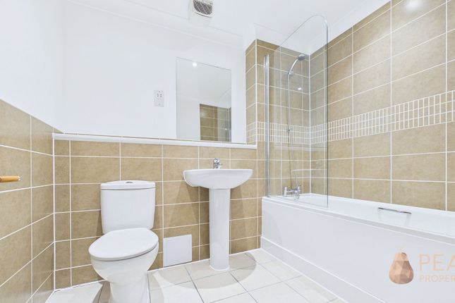 Flat 12, Regency Apts 17-19 Crescent Road, Worthing photo 4