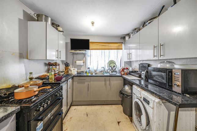 Thumbnail Terraced house for sale in Lord Holland Lane, Myatts Fields South, London