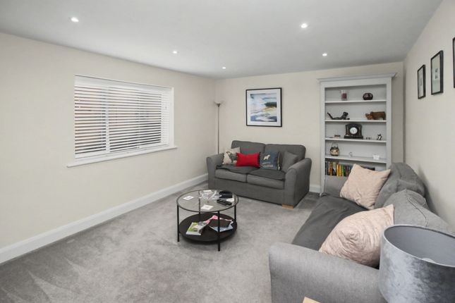 13 Hollow Tree Way, Melton Constable photo 3