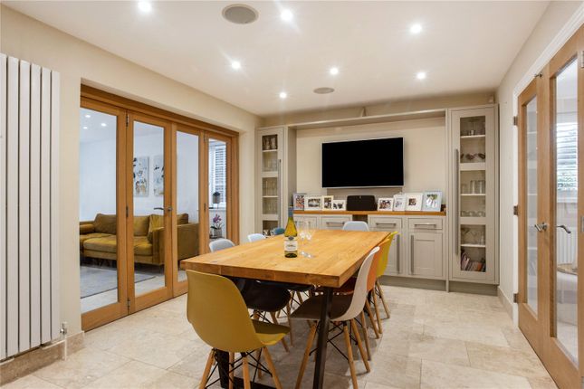 The White House, 1, Greenways, Thatcham photo 4