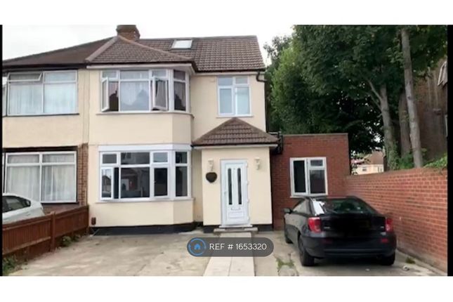 Thumbnail Semi-detached house to rent in Glentworth Place, Slough