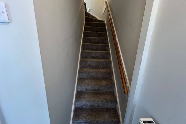 92 Sandmere Road, Yardley Wood, Birmingham photo 3