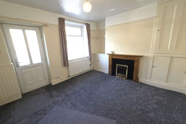 33, Hollins Street, Buxton photo 2