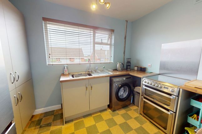 49 Weldon Avenue, Stoke-On-Trent photo 4
