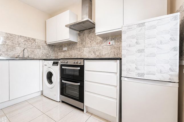 57, Bader Gardens, Cippenham photo 4