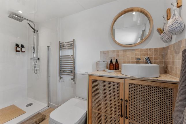 Air Bnb 5.Jpg