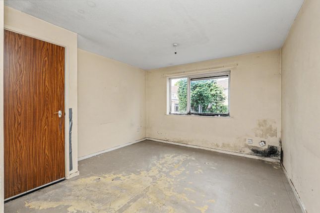 11 Isis Way, Sandhurst photo 4