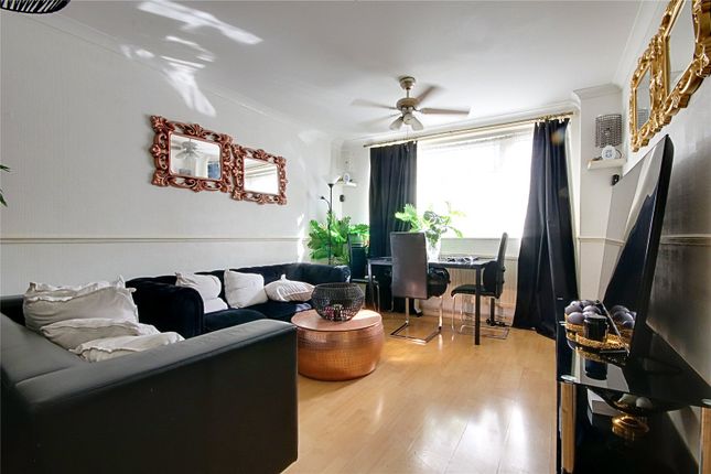 11, Lawson Road, Enfield photo 3