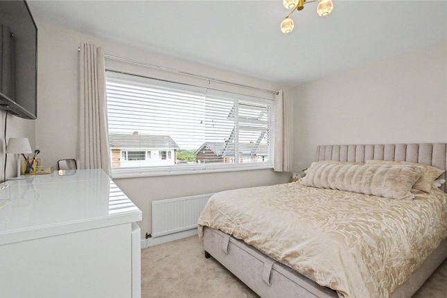 26, Northwood Falls, Leeds photo 5