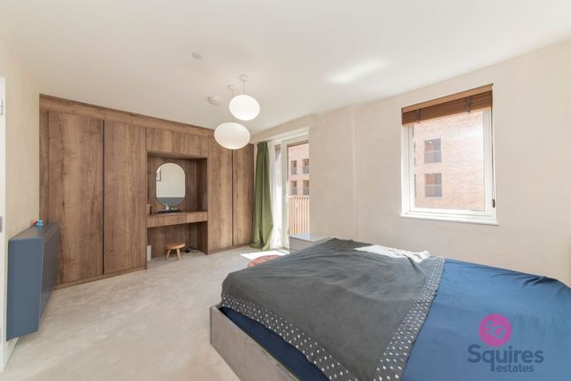 3,, India Way, Barnet photo 4