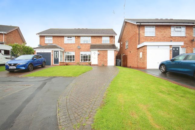Thumbnail Semi-detached house for sale in Lyster Close, Warwick, Warwickshire