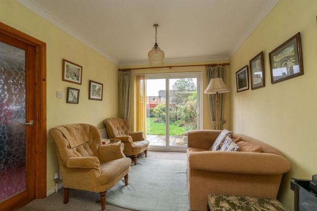 Semi-detached house for sale in Fir Tree Close, Leverstock Green, Hertfordshire