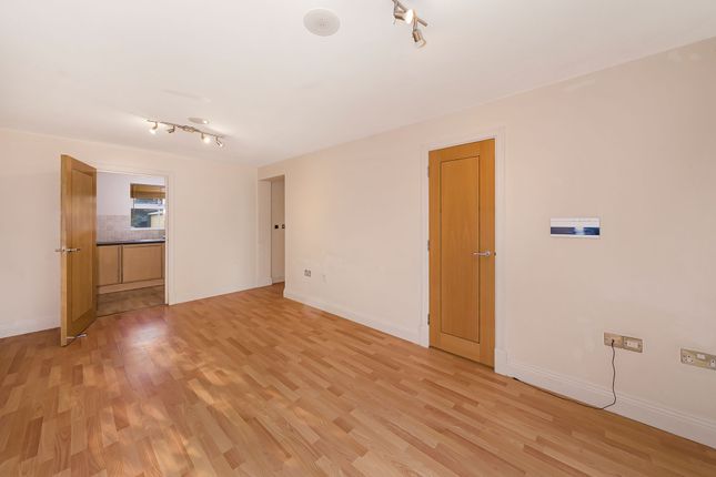 Flat 4, Audley Court, Southend-On-Sea photo 4