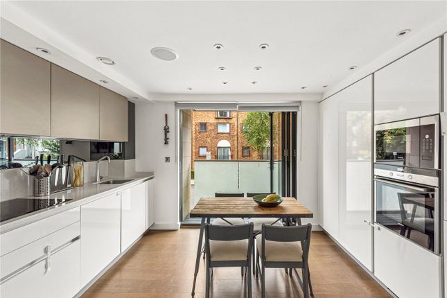 Flat 4, 10, Drayton Park, London photo 4
