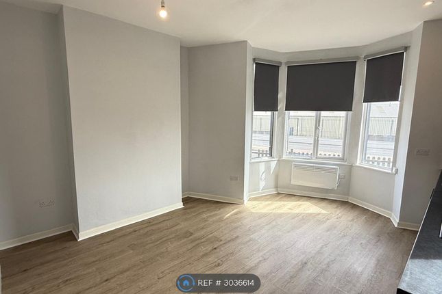 Woodview Terrace, Leeds photo 5