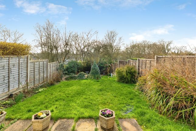 117, Chertsey Rise, Stevenage photo 4