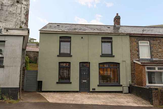 63 Ogwy Street, Bridgend photo 4