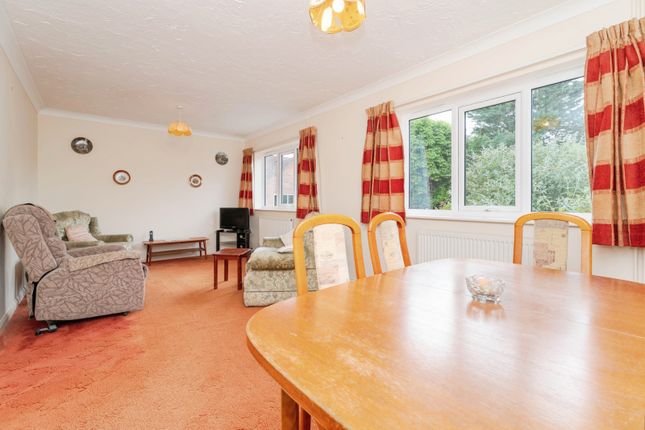 21, Olivia Close, Norfolk photo 4