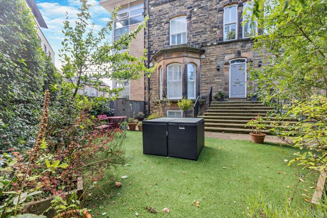Apartment 3, 28, Victoria Avenue, Harrogate photo 4