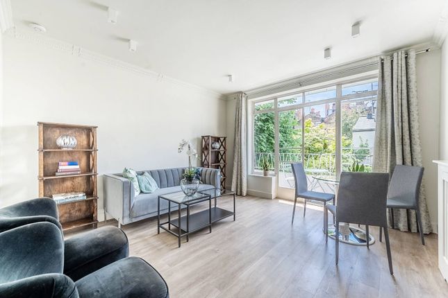 Thumbnail Flat for sale in Callow Street, Chelsea, London