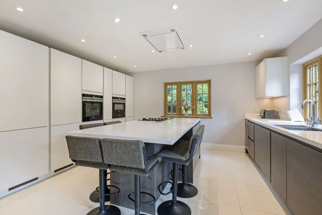 Sunny Ridge, Chequers Hill, St. Albans photo 3