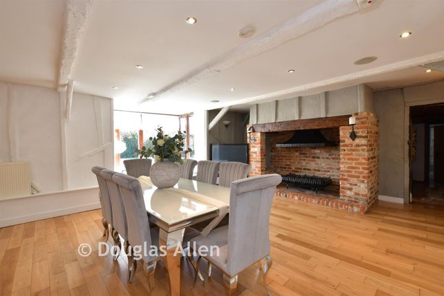 4-bed bungalow on Three Clovers Farm, Ashwells Road, Brentwood, £1,250,000