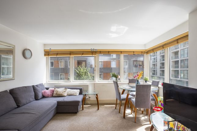 Thumbnail Flat to rent in Cassilis Road, London