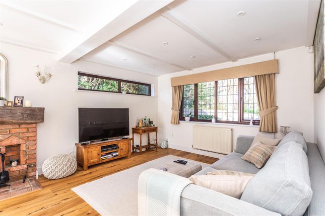 Copperdene, London Road, Uckfield photo 4