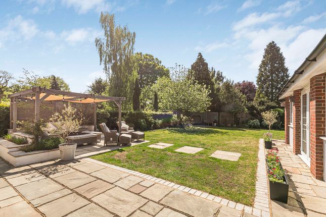 9, Russellcroft Road, Hertfordshire photo 4