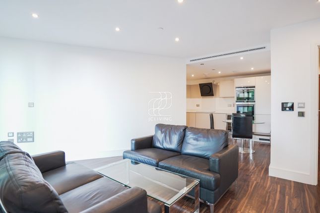 Thumbnail Flat to rent in Altitude Point, 71 Alie Street, Aldgate, London